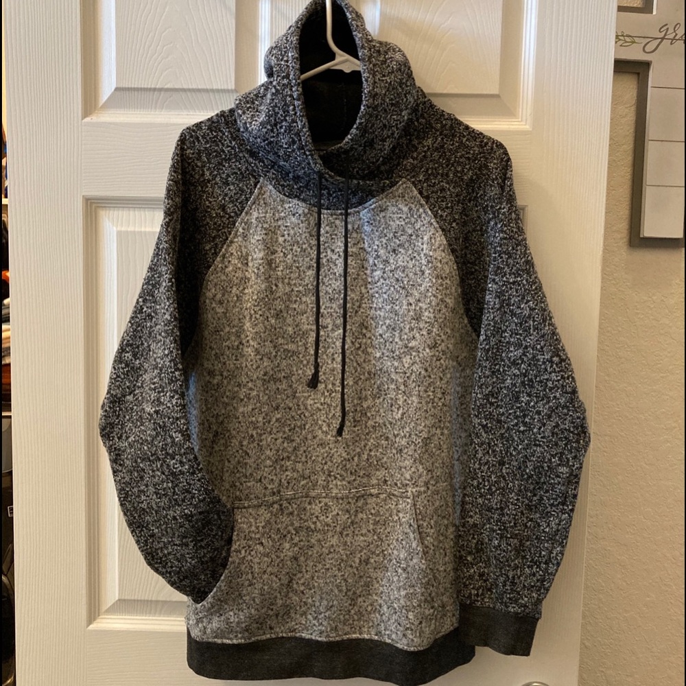 Brooklyn Clothes brand, L